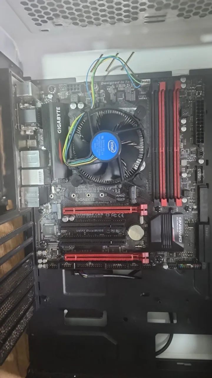 Kit Placa mãe e processador Intel i7 7700 + Gigabyte h270m gaming3