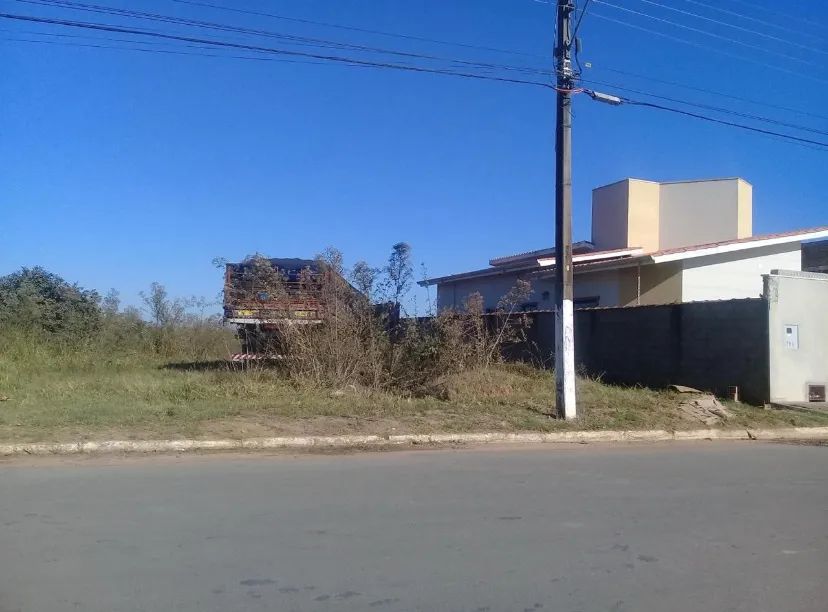 Lote 720 m 12 X 60 m 