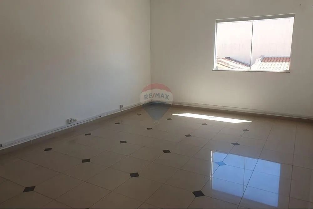 Sala comercial excepcional, com 23m² de área útil, localizada no centro da cidade. - Foto 4