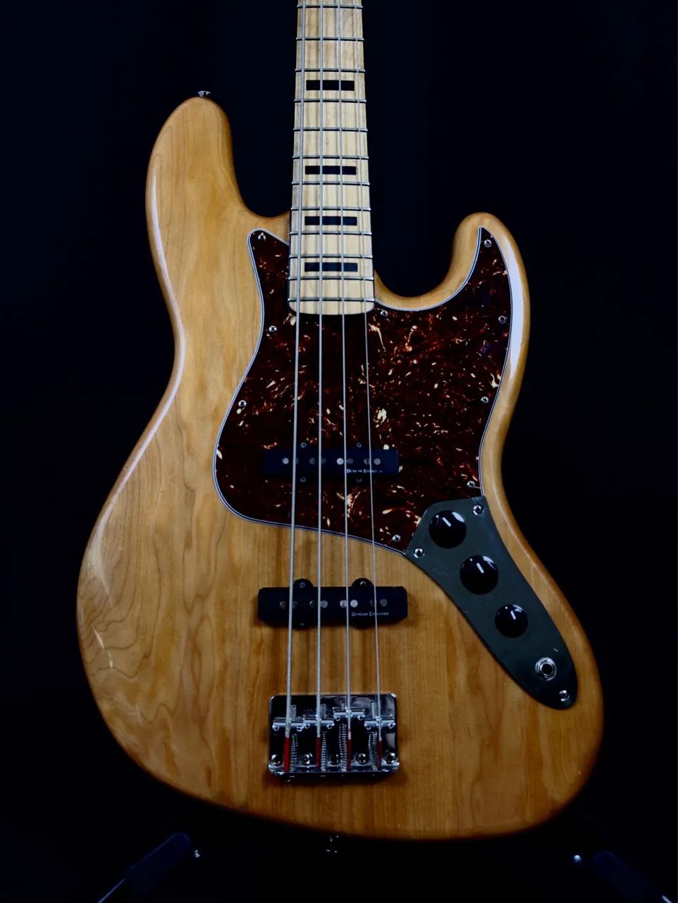 Baixo Squier Vintage Modified 