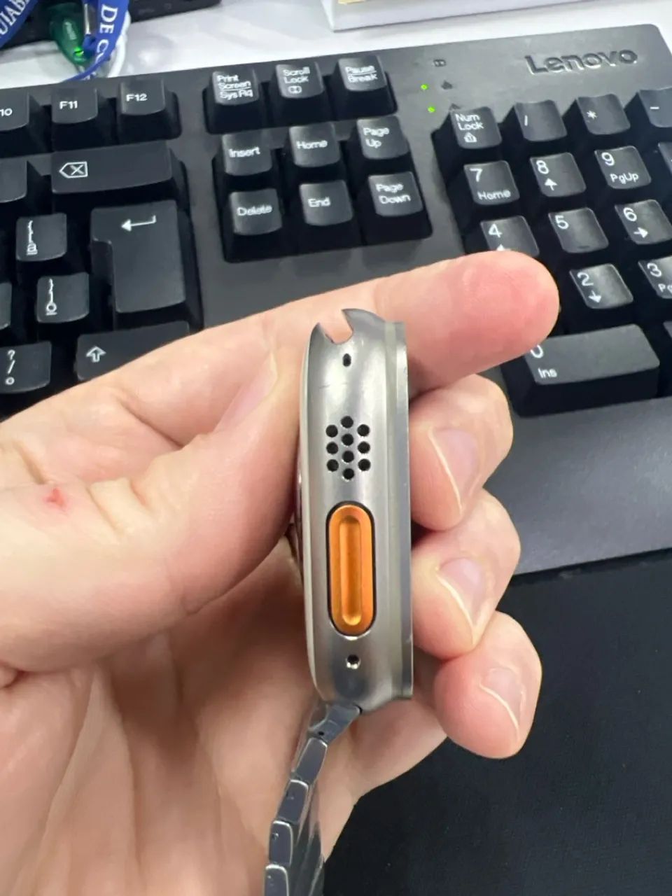 Apple Watch Ultra 2 Titanium 49MM Cellular - Foto 4