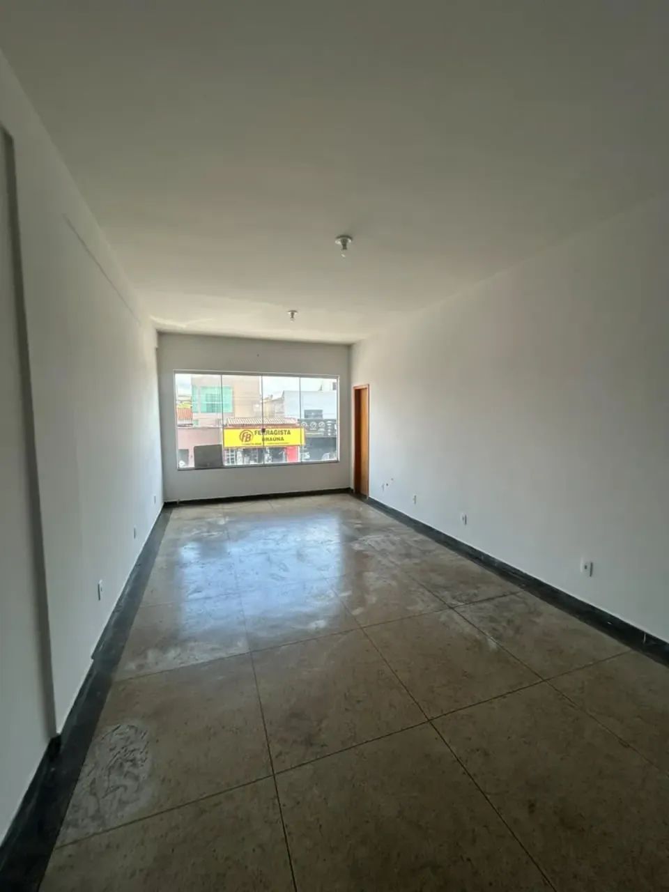 Escritório para aluguel possui 50 metros quadrados - Foto 2