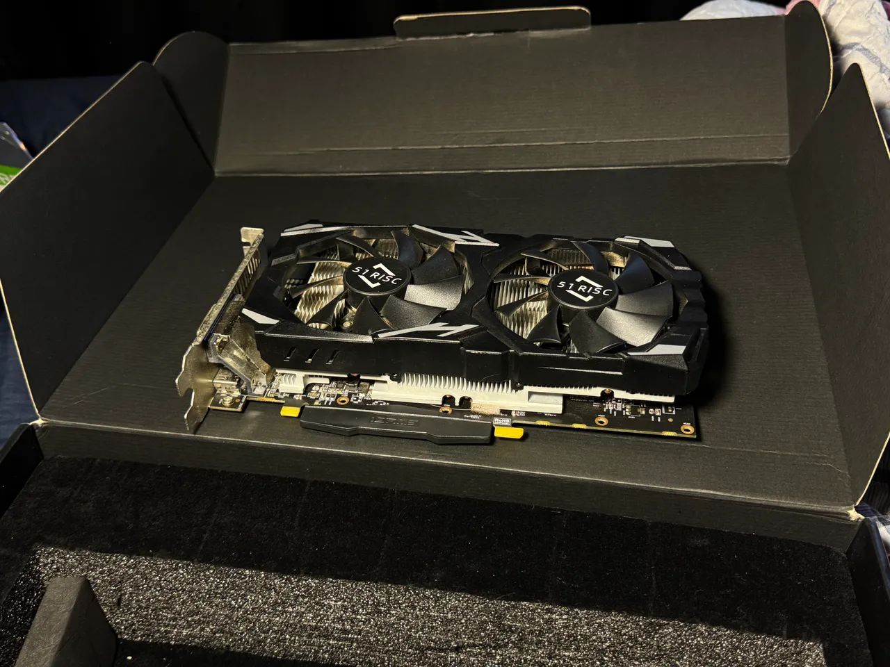 PLACA DE VÍDEO RX560 XT 8gb