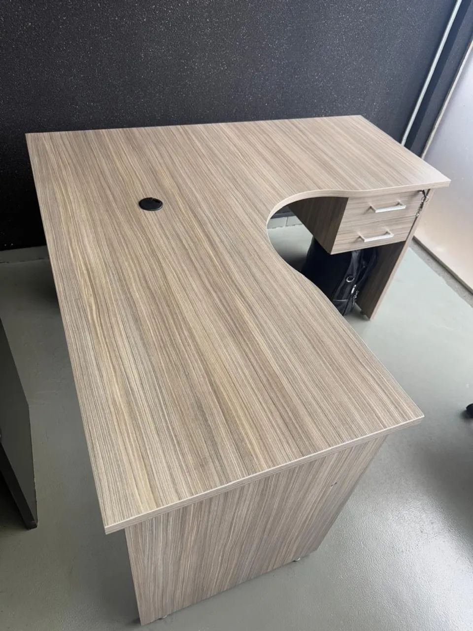 Mesa em L
