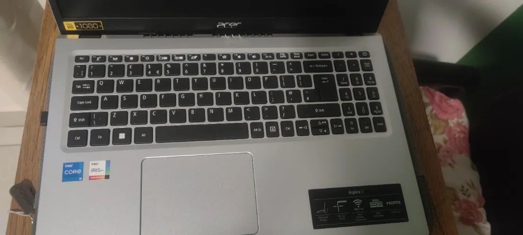 Notebook Acer i5 A315 8 Ram  - Foto 5