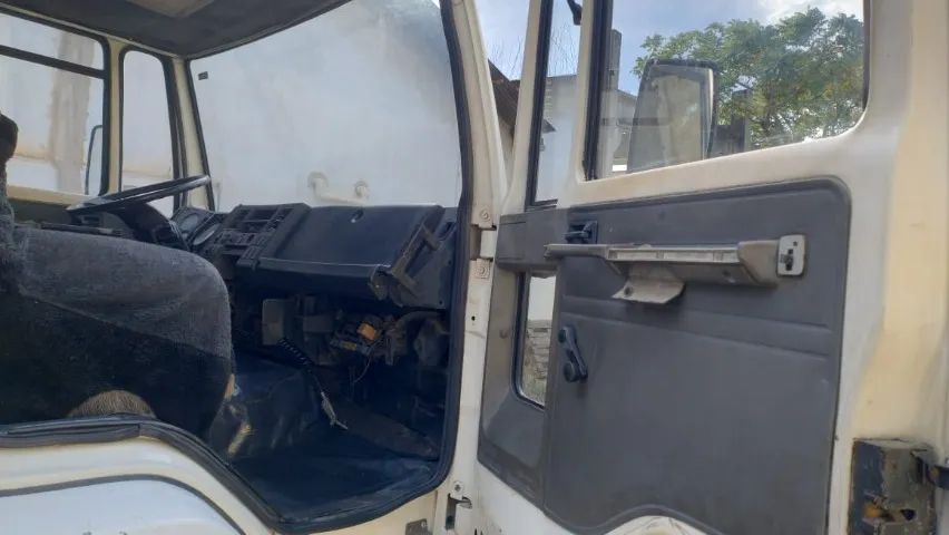 Ford cargo 1617 munck cummins - Foto 5