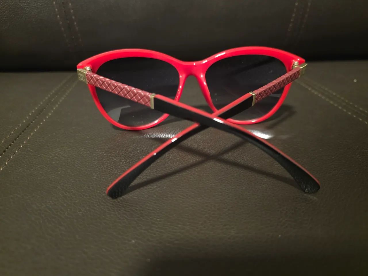 ÓCULOS ESCUROS VERMELHO  - Foto 2