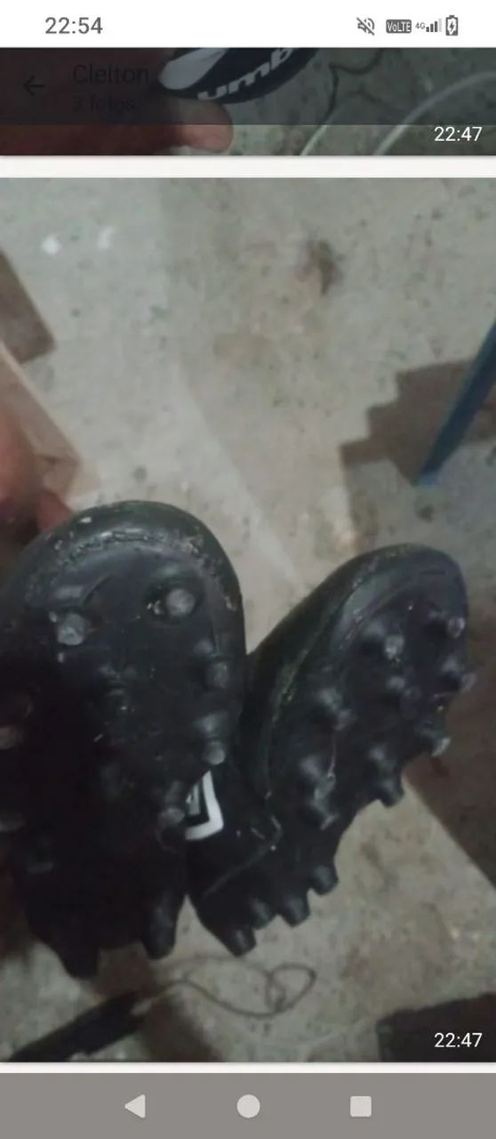 Chuteira de futebol - Foto 3