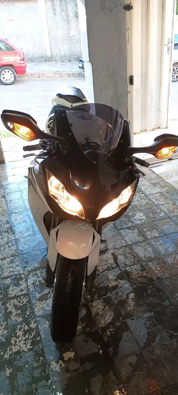 CBR Fireblade 1000 cc - Foto 5