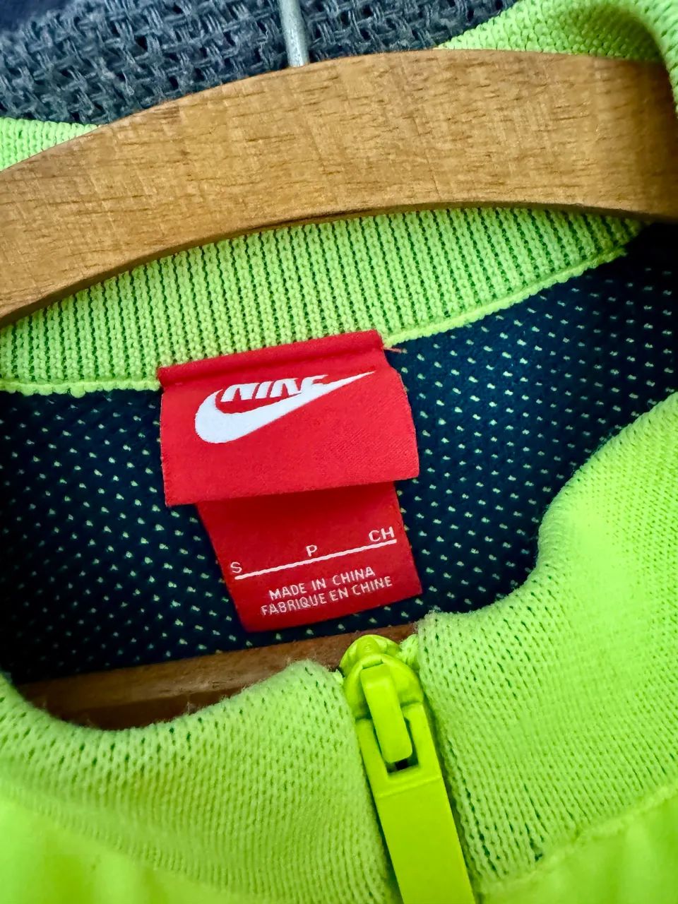 Jaqueta Nike Brasil - Foto 2