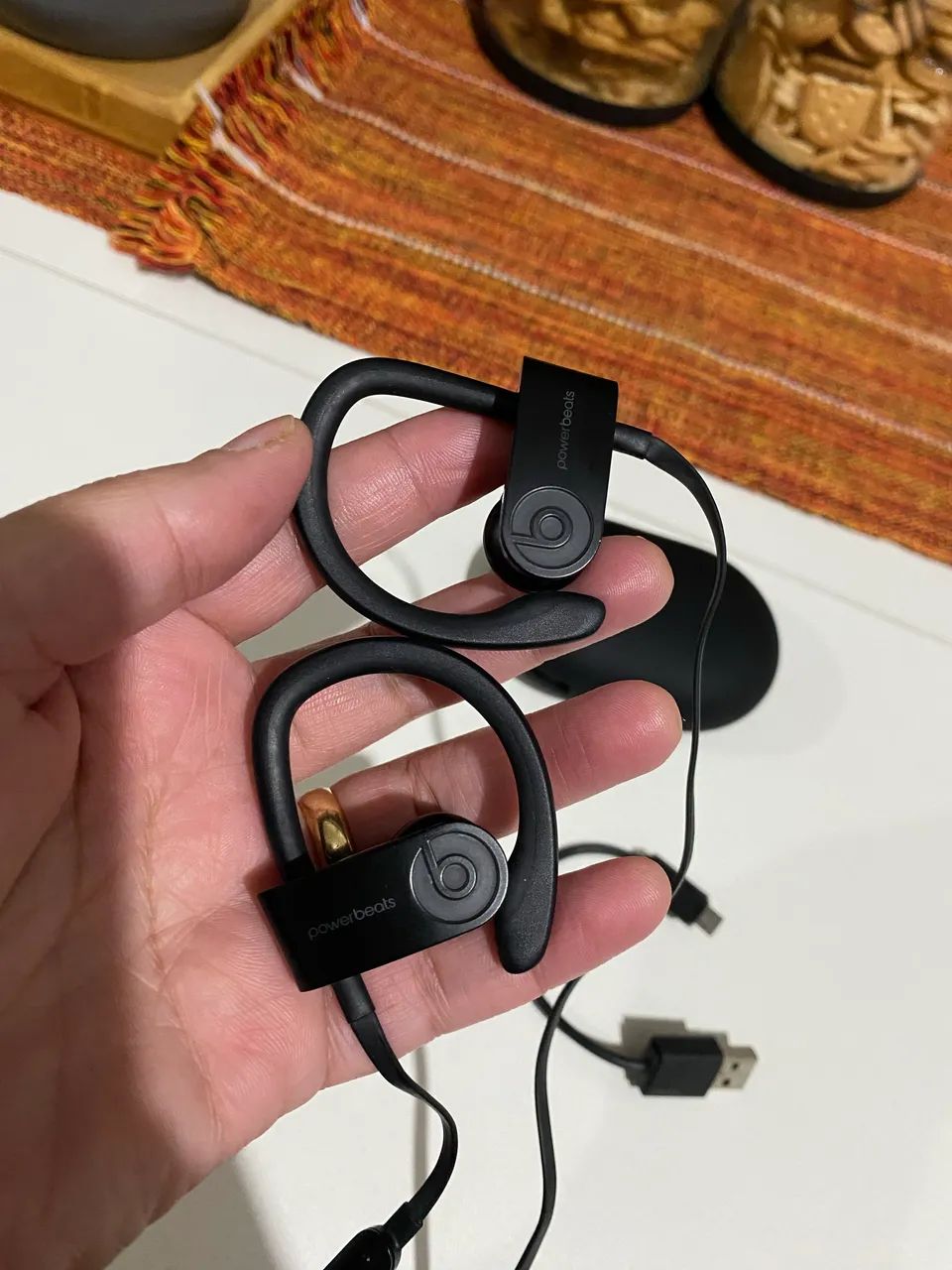 Powerbeats3 Wireless - Beats by Dr. Dre (Preto) - Fones de Ouvido