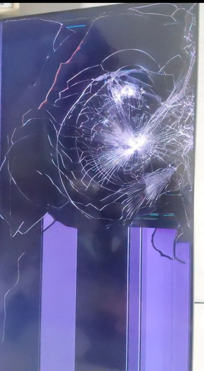 TV SAMSUNG 55 Q80A QUEBRADA PARA RETIRAR PEÇAS  - Foto 2