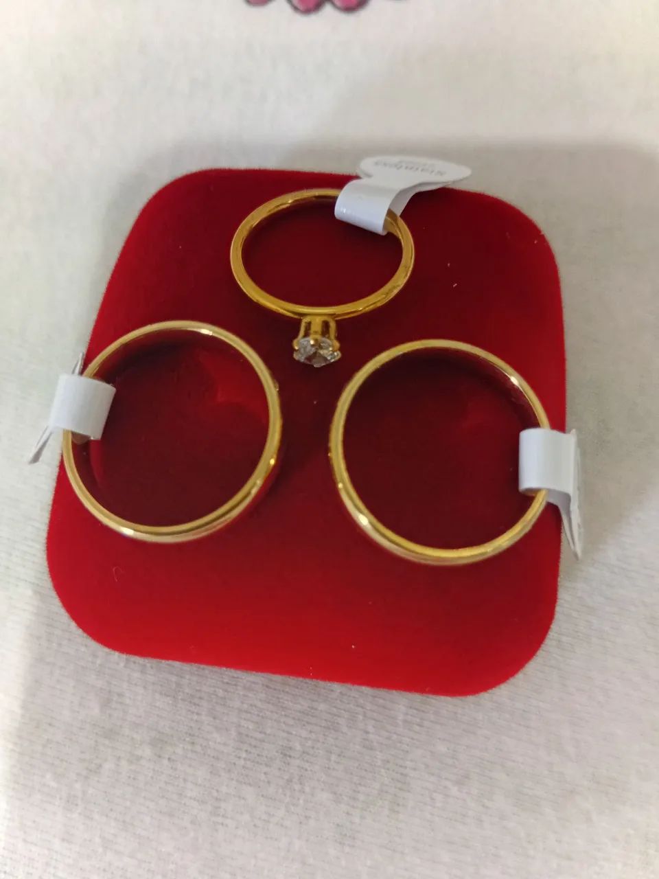 Conjunto de alianças dourada noivado casamento  - Foto 2