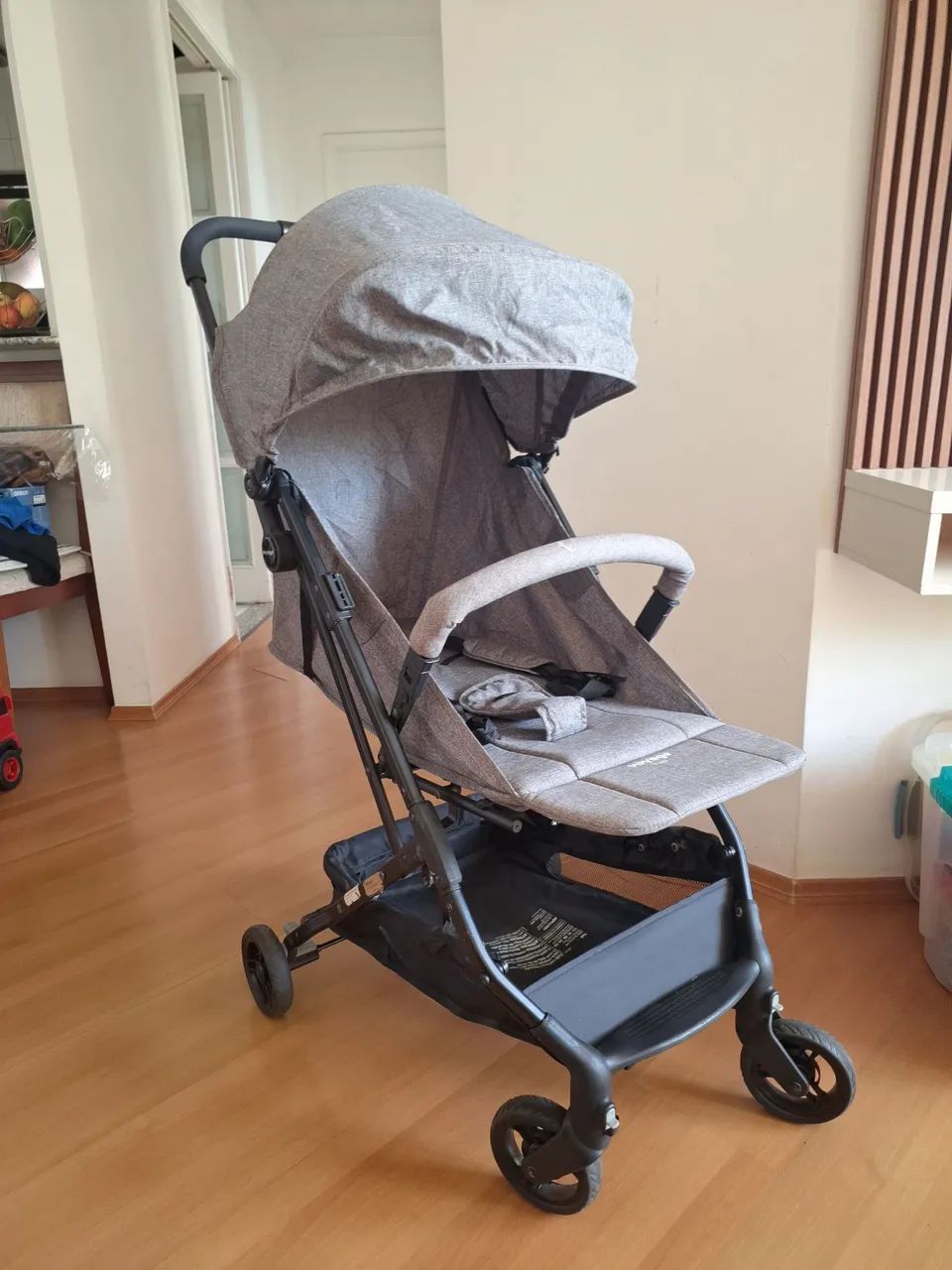 Carrinho de bebê. - Foto 4