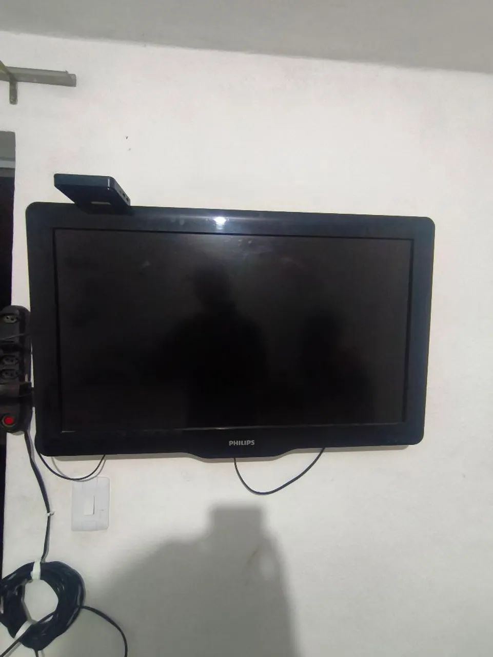 Vendo televisão de 32 polegadas não e smartv, funcionando perfeitamente 