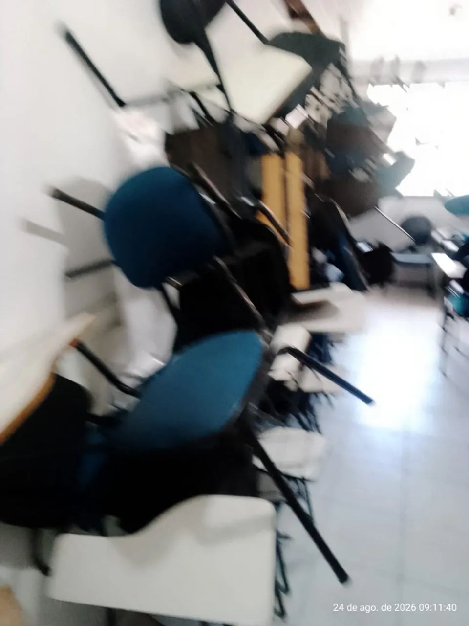CADEIRA UNIVERSITARIA - Foto 2