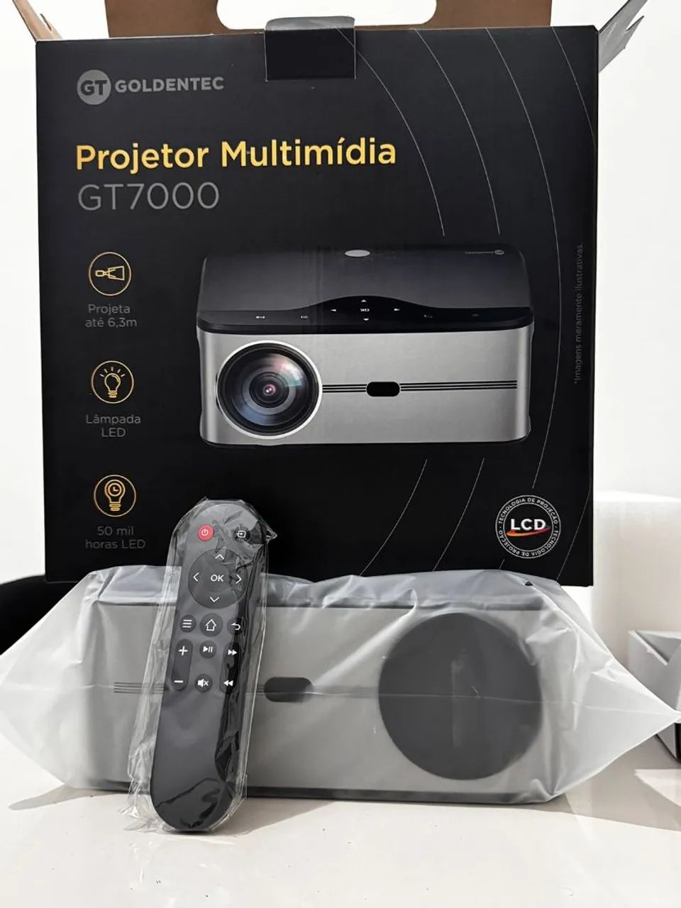 Projetor Goldentec GT7000 - NOVO