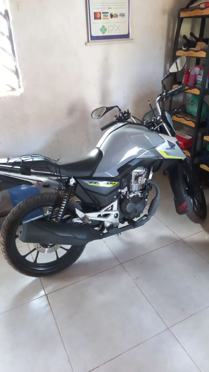 Titan 160 