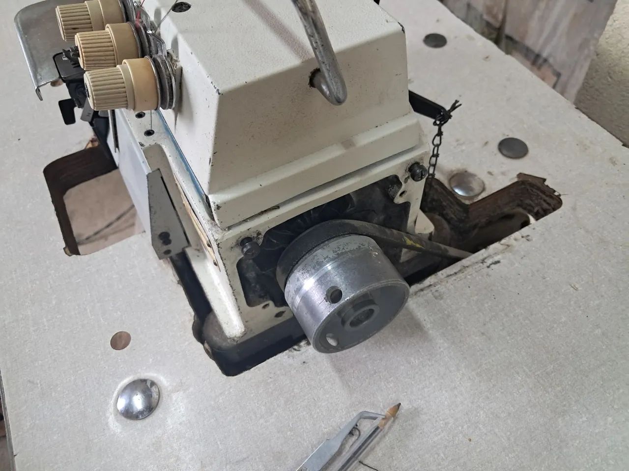 Overlock industrial  - Foto 4