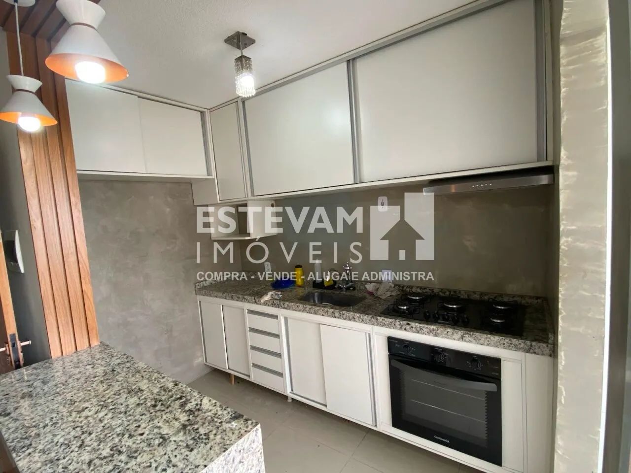VENDE-SE APARTAMENTO 2 DORMITÓRIOS