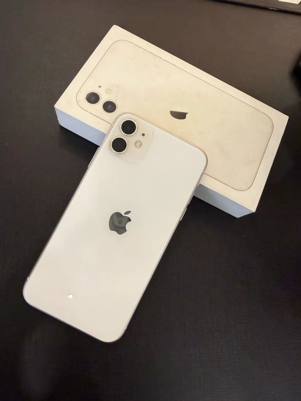 ? VENDE-SE iPhone 11 - 128GB - TODO ORIGINAL