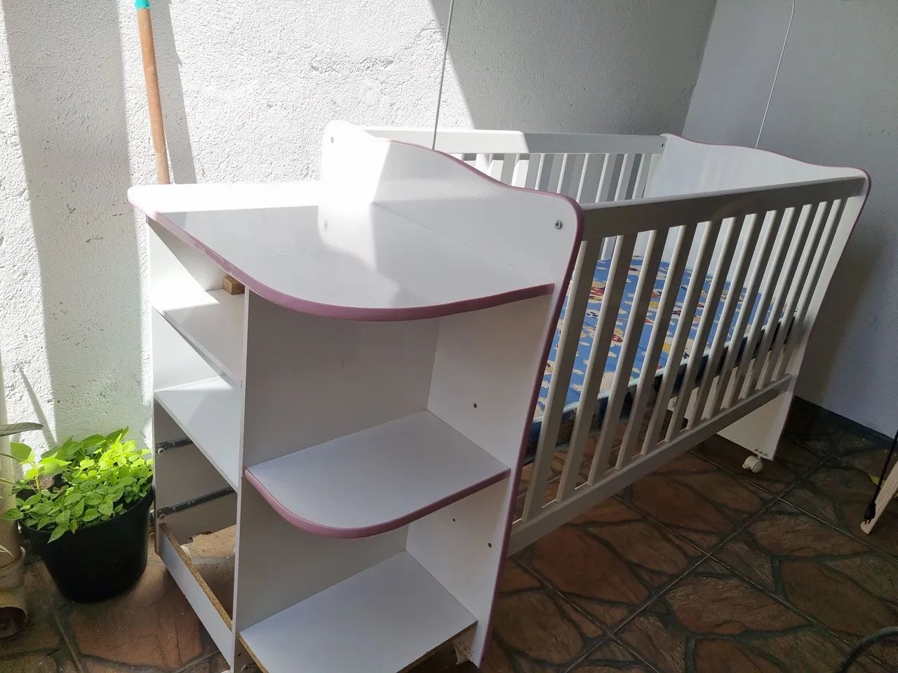 Berço com comoda acoplada  - Foto 4