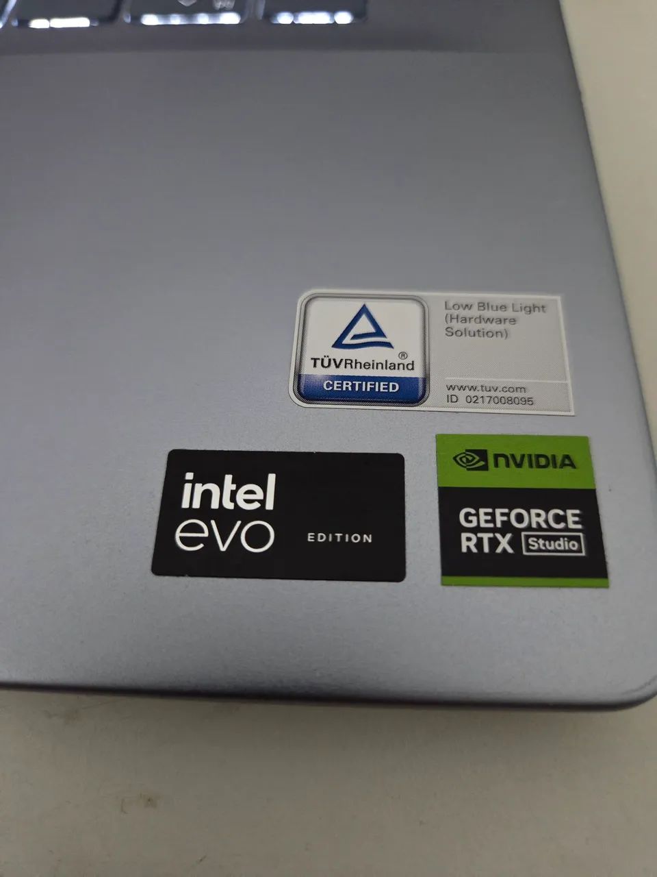Dell inspiron 7640 ultra 7 - Foto 3