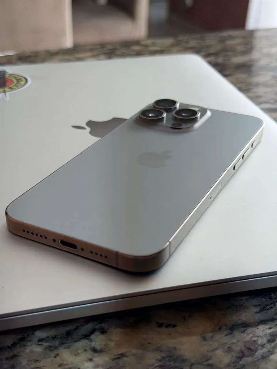 Iphone 15 Pro Max 256gb Natural Titanium 90% Bateria - Celulares e