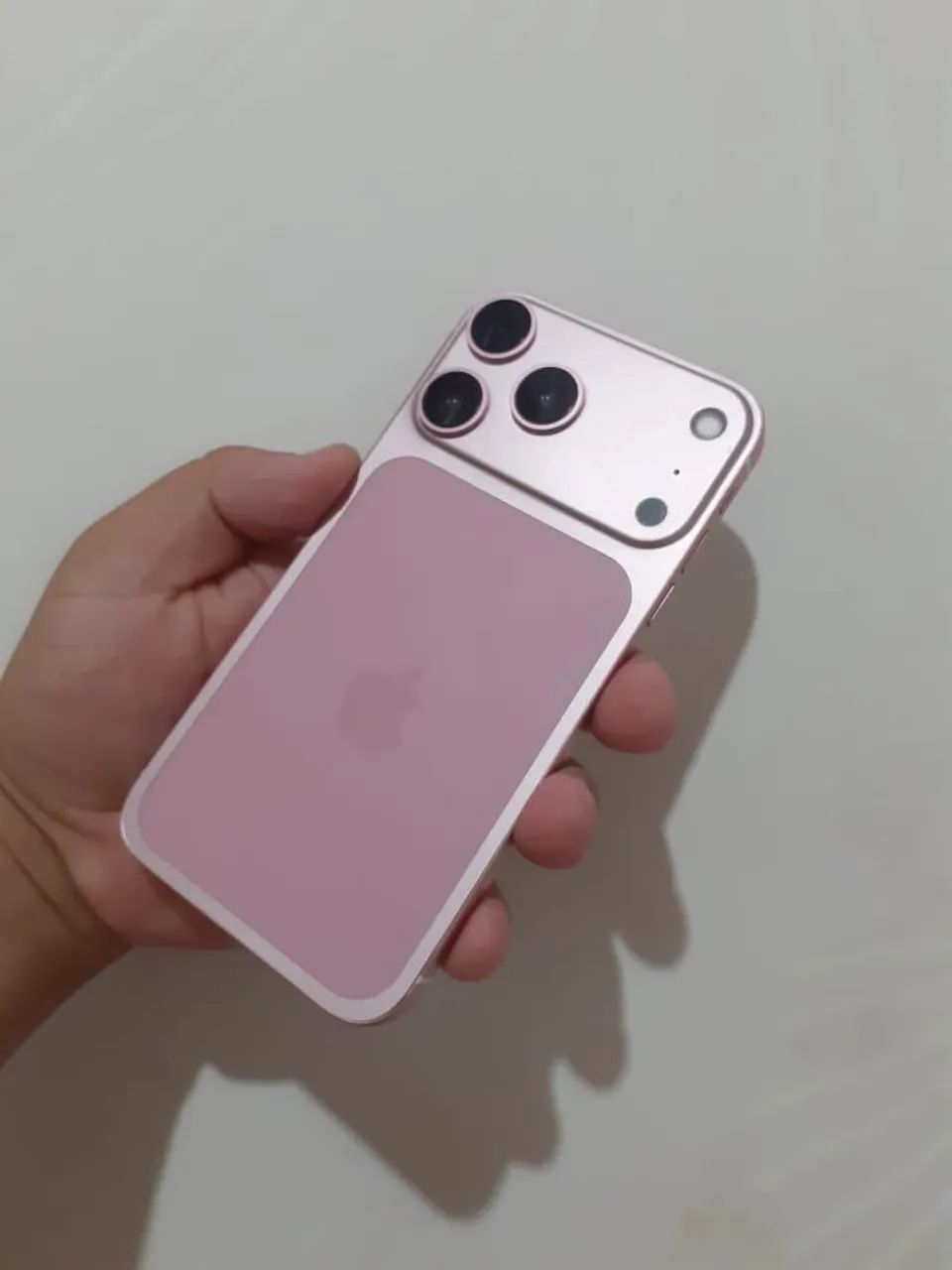 Apple  - Foto 2