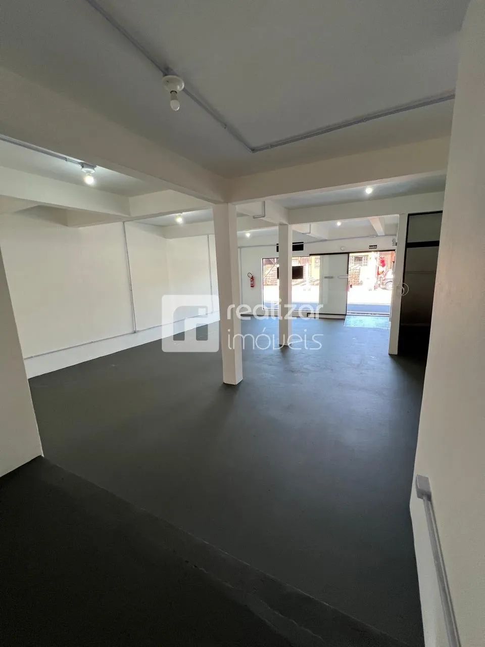 Loja 60m2 no bairro Ipiranga São José - Foto 2