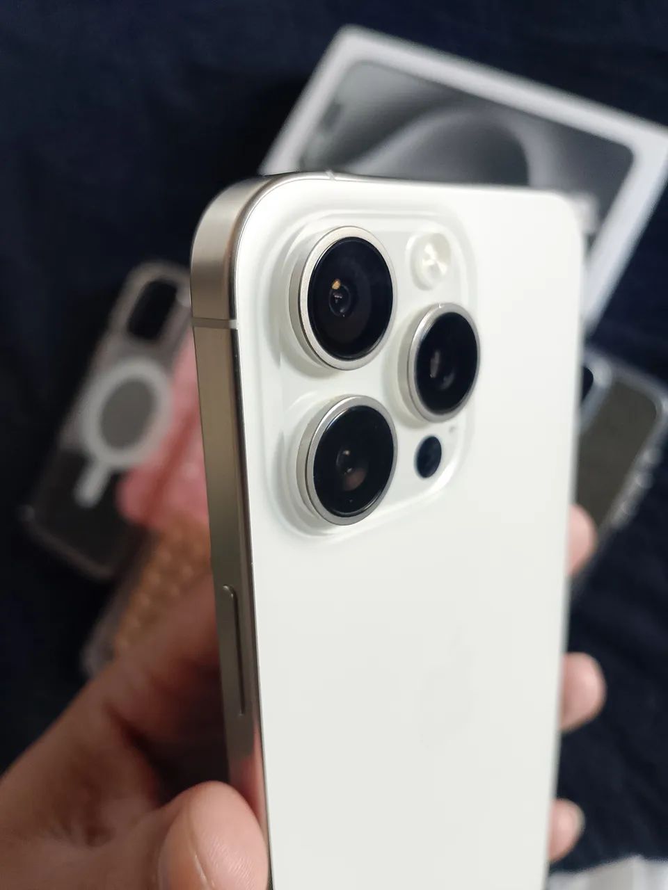 iPhone 15 Pro Max 256GB Com Caixa, Nota e várias capinhas! - Foto 4