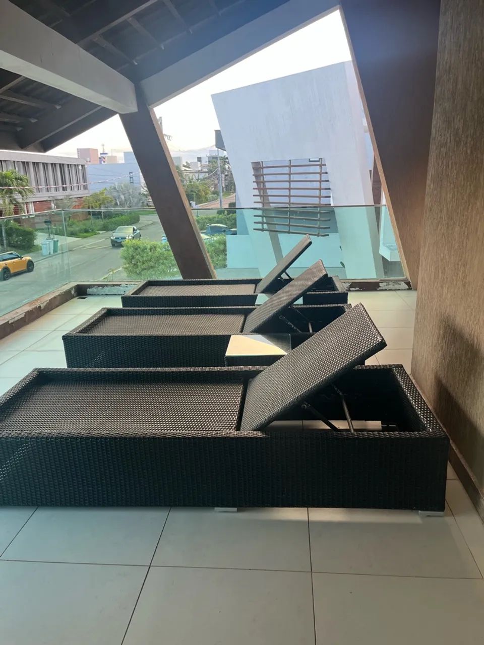 Espreguiçadeira e mesa CABANNA - Foto 3