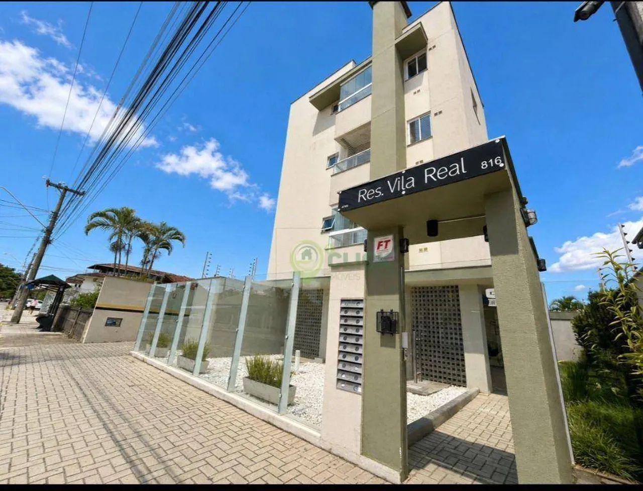 Apartamento com elevador e móveis sob medida na melhor região do Comasa