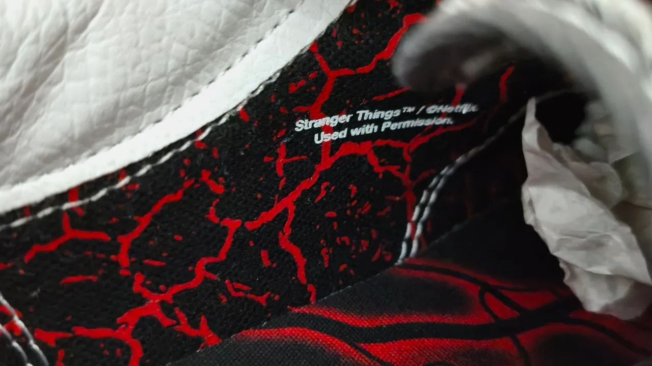 Stranger Things x Vans Style 36 Hellfire Club - Foto 3