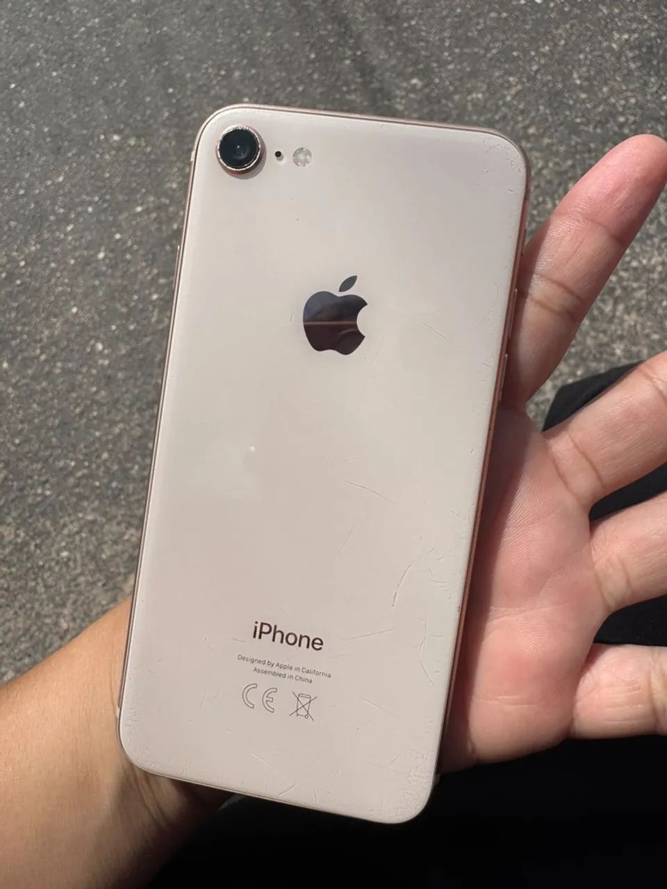 VENDO IPHONE 8
