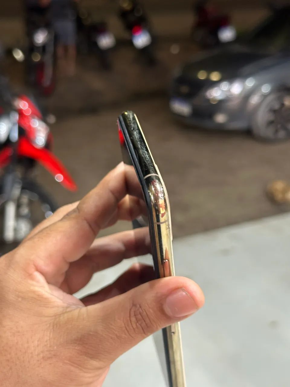 iPhone 11 pro max Gold impecável confira !  - Foto 3