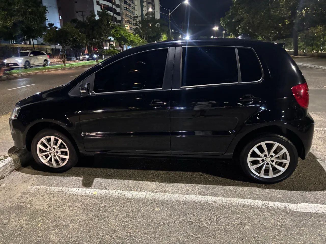 Volkswagen Fox 1.6 MI Total Flex 8V 5P 2014 - Foto 5