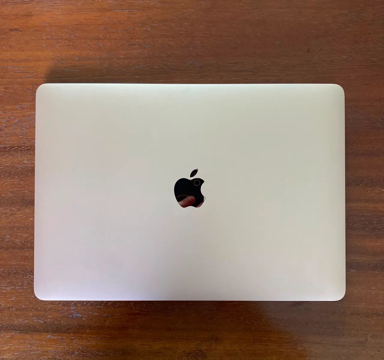 MacBook Air (M1,2020)