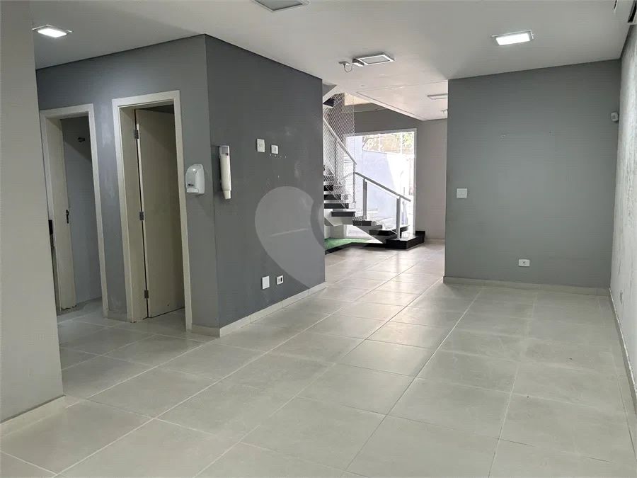 Sobrado com 5 quartos para locação em Perdizes - SP - Foto 2