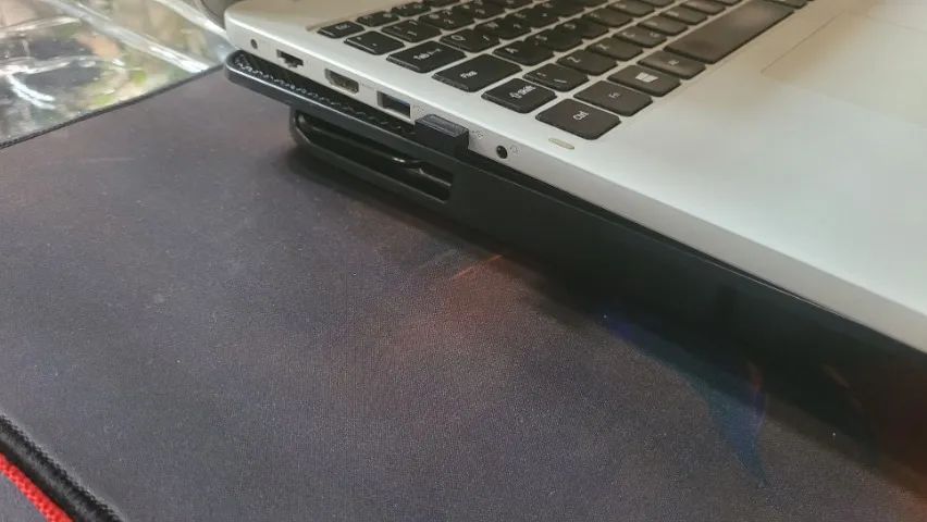 Notebook Samsung i5+placa de vídeo NVIDIA. - Foto 4