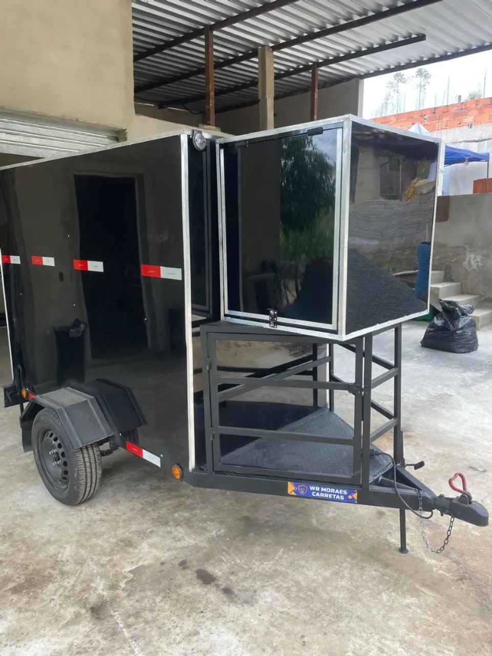 Mini trailer/ baú/ carretinha 