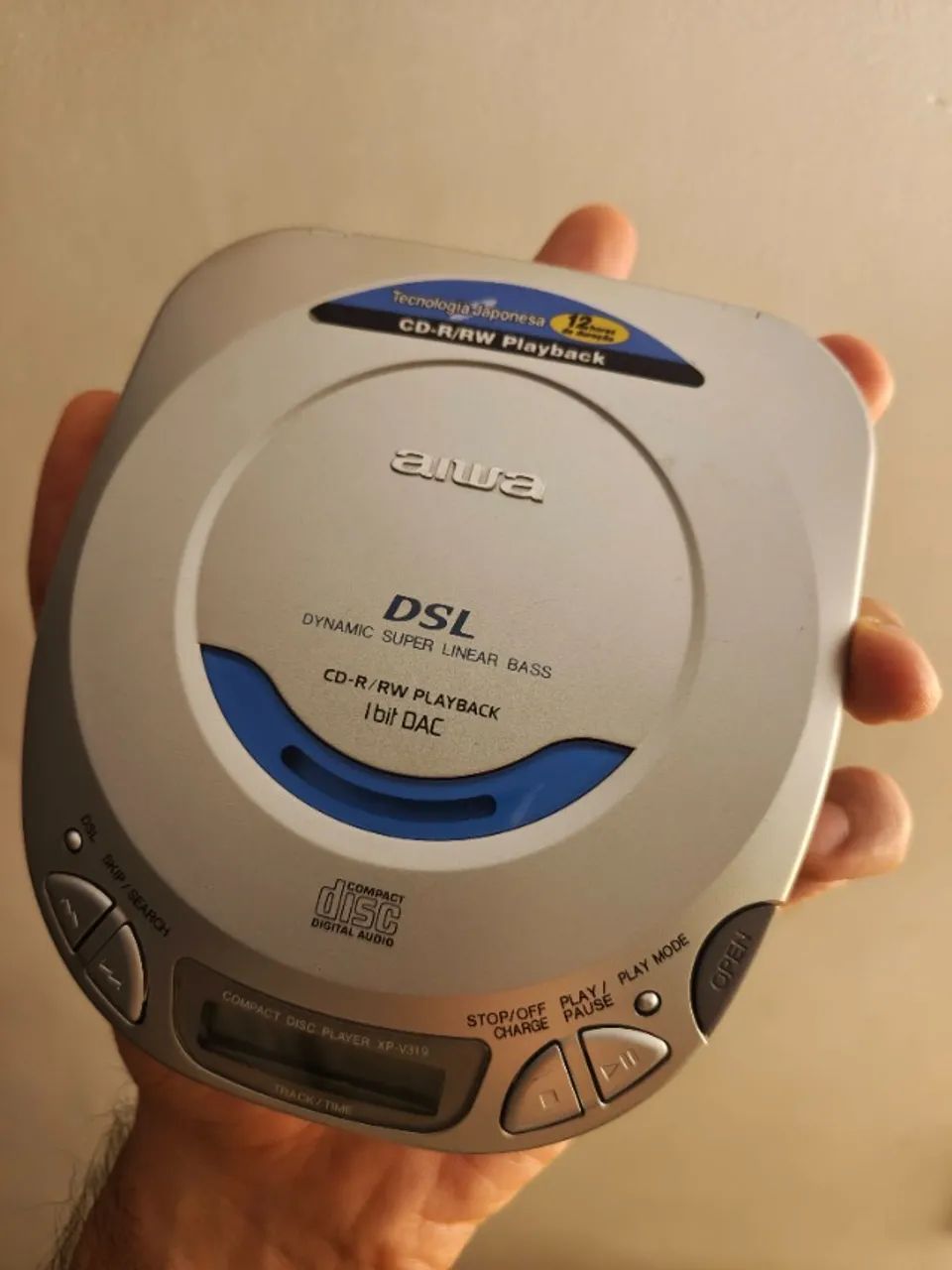 discman / cd player aiwa xp-v319 prata - 100% funcionando - Foto 5