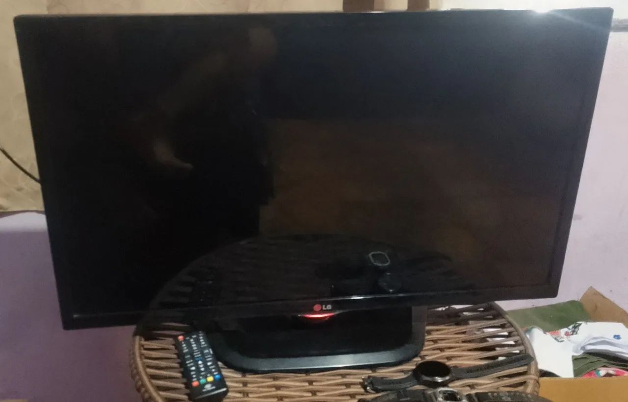 Vendo tv LG 32 polegadas  - Foto 3