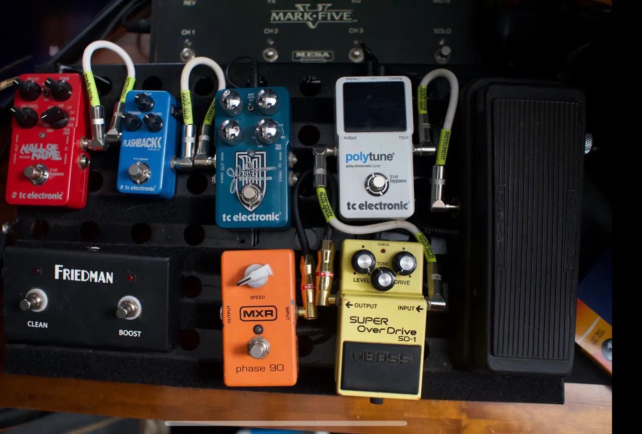 Diversos pedais MXR Boss TC Electronic Landscape