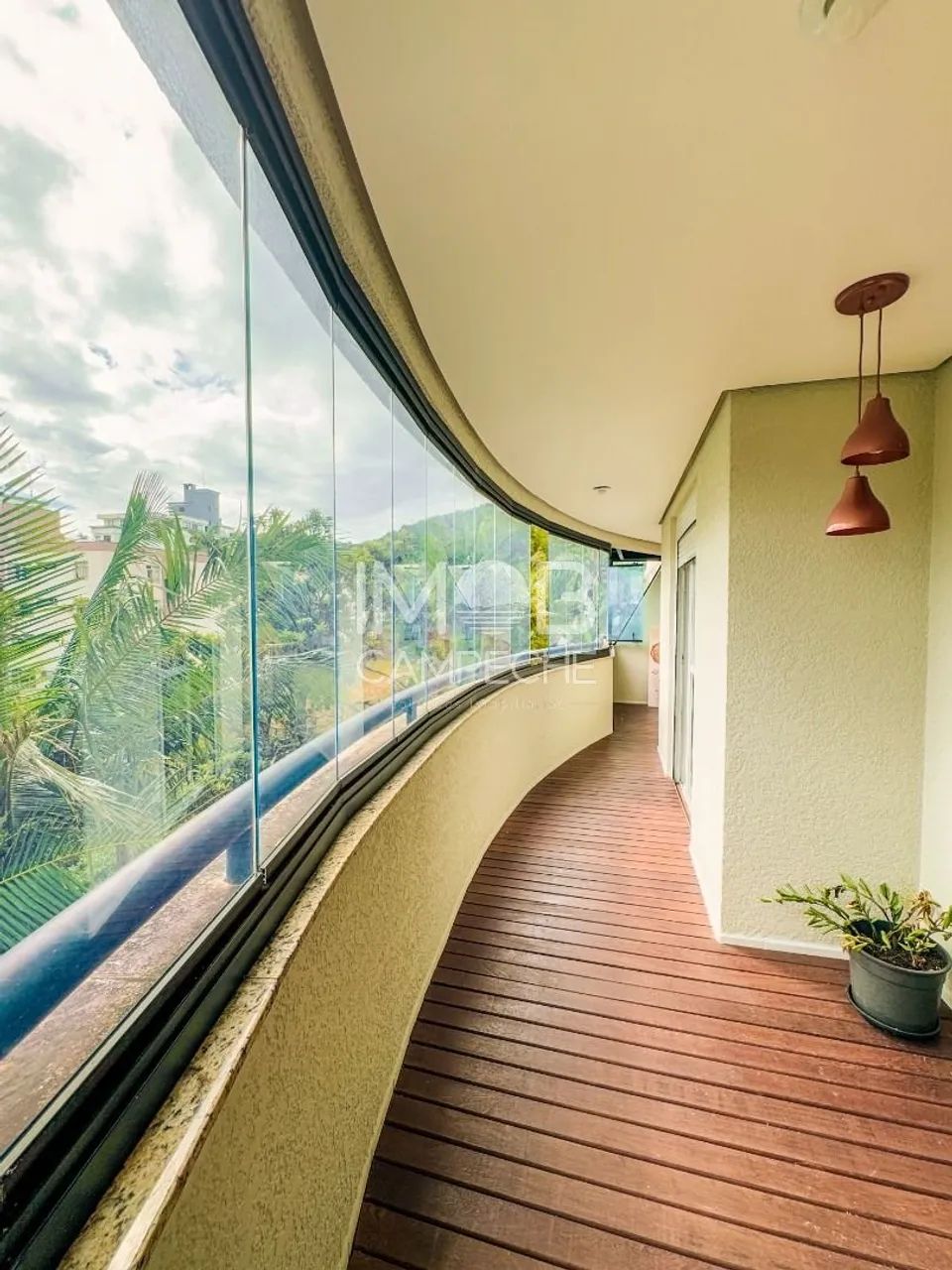 Apartamento de 2 dormitórios à venda em Coqueiros - Foto 4