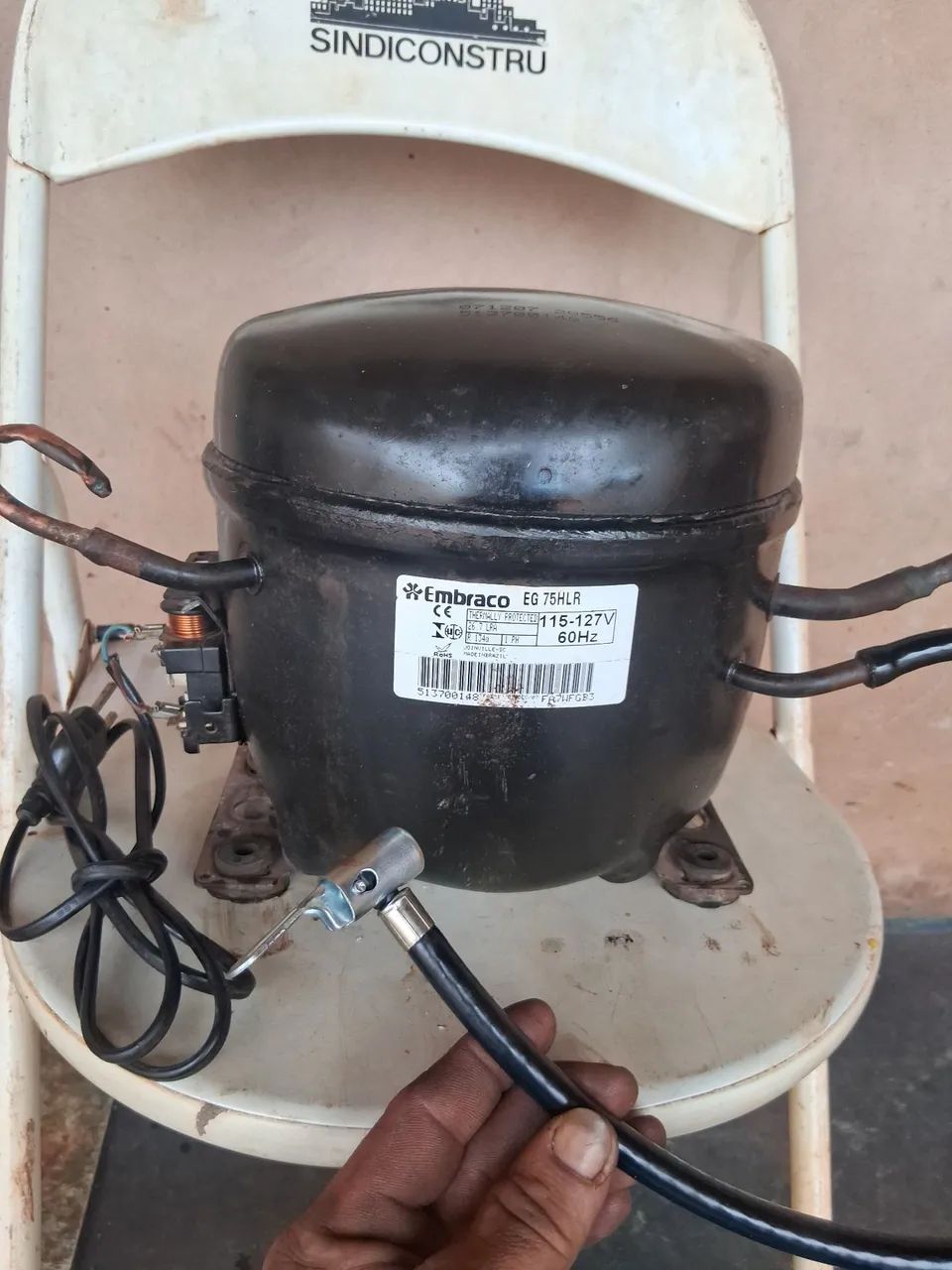 Compressor de ar para encher peneu de carro - Foto 2