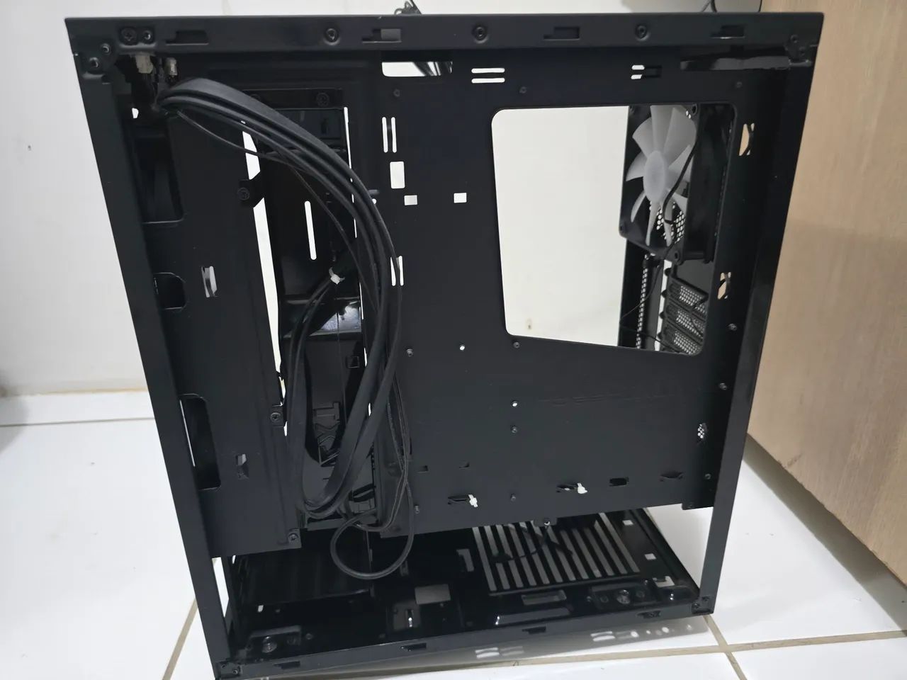 Ryzen 7 5700G + Gabinete c/ Fans - Foto 4