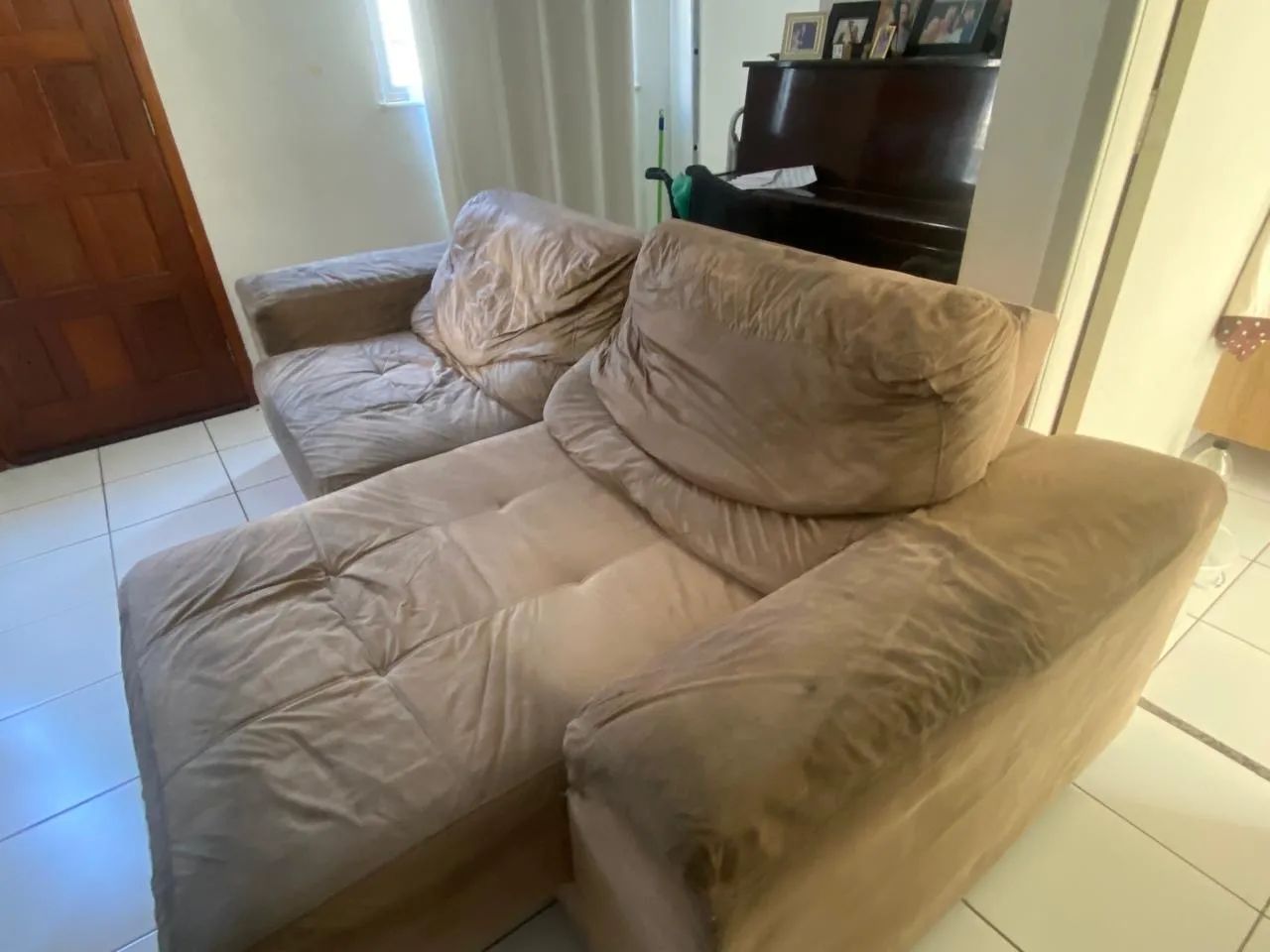 Sofá Retrátil e Reclinável Super Confortável (2,38m) - Foto 4