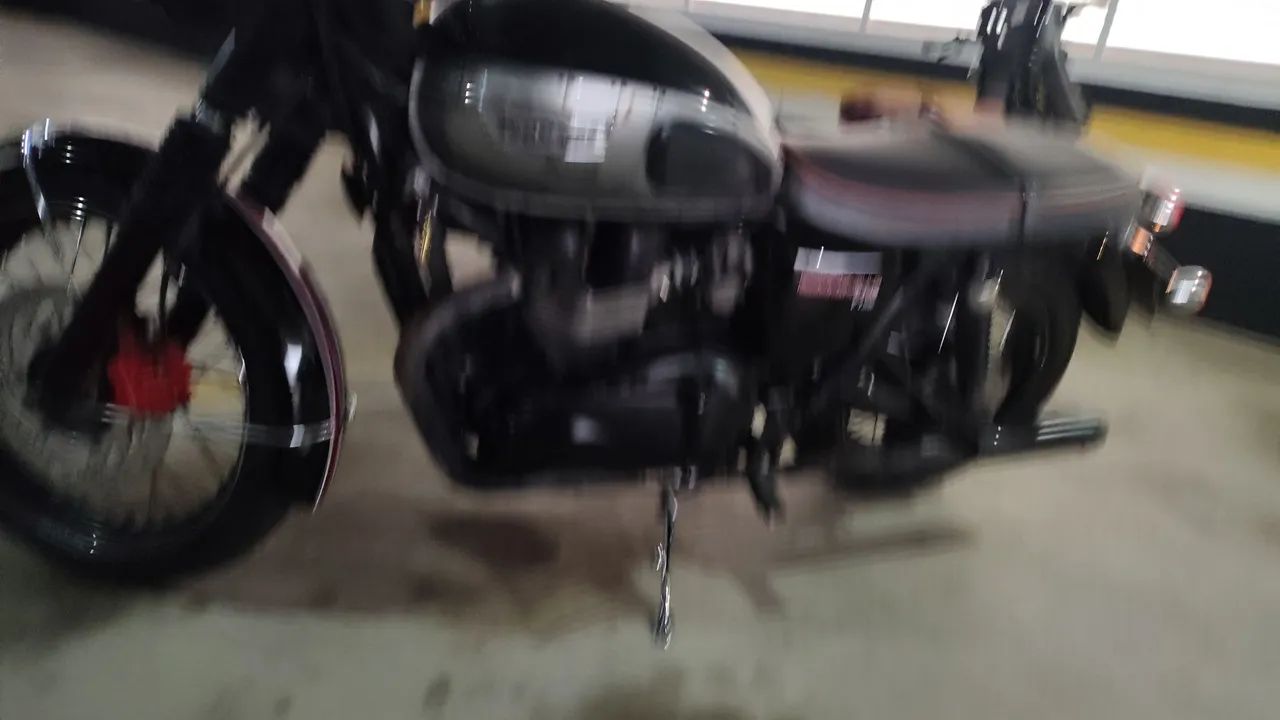 Triumph Boneville T100 Customizada 2014 - Foto 4