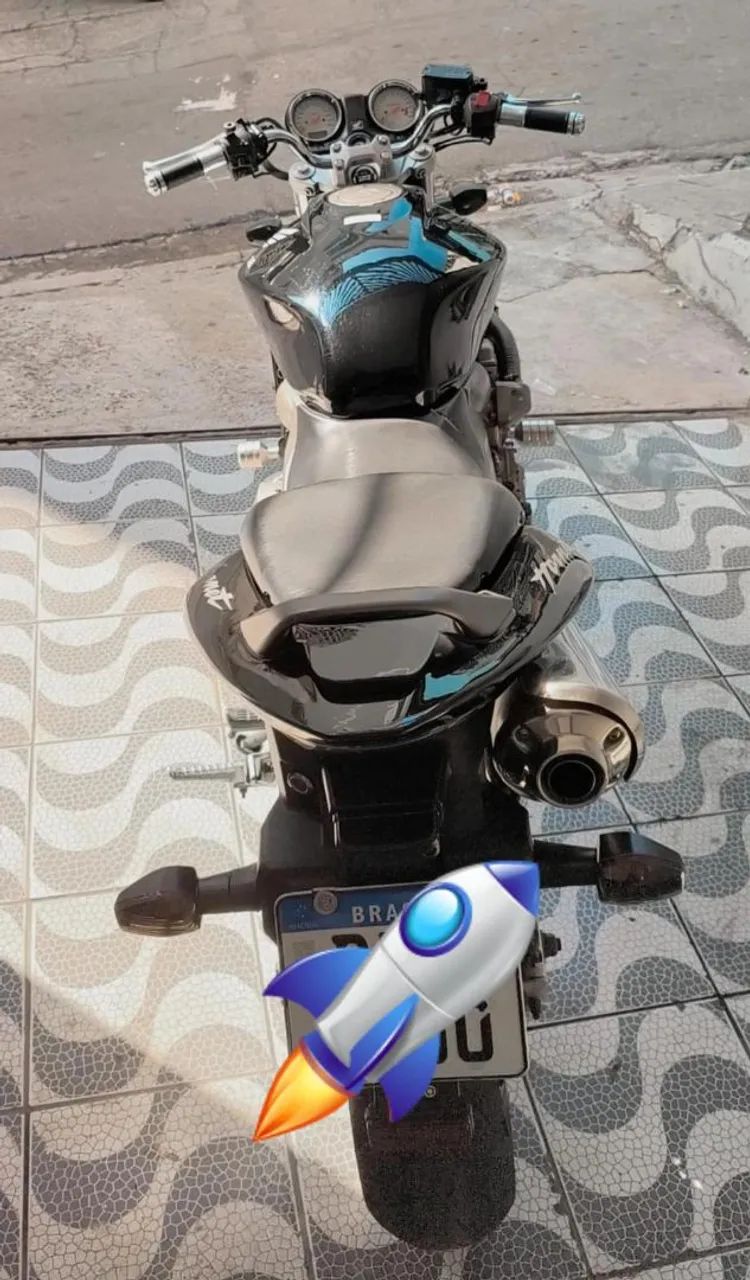 Hornet Carburada  - Foto 2